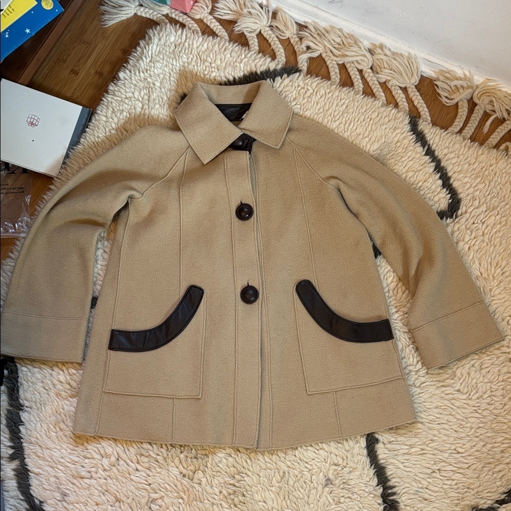 Vintage Jones New York Tan Coat with Brown Trim - Picture 12 of 14